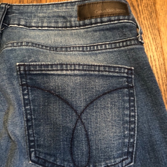 EUC Calvin Klein Skinny Jeans - Picture 5 of 5